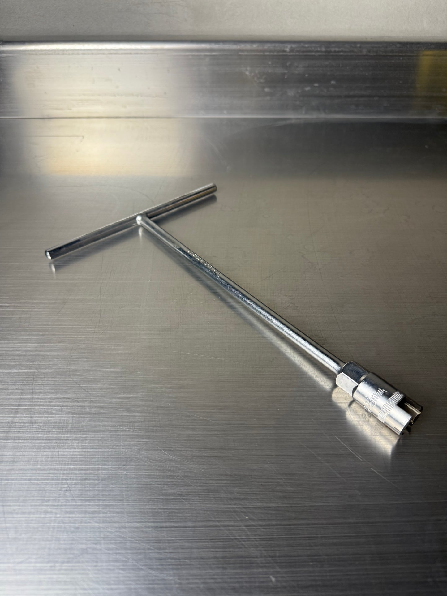 Tightening key for 8" Band clamp