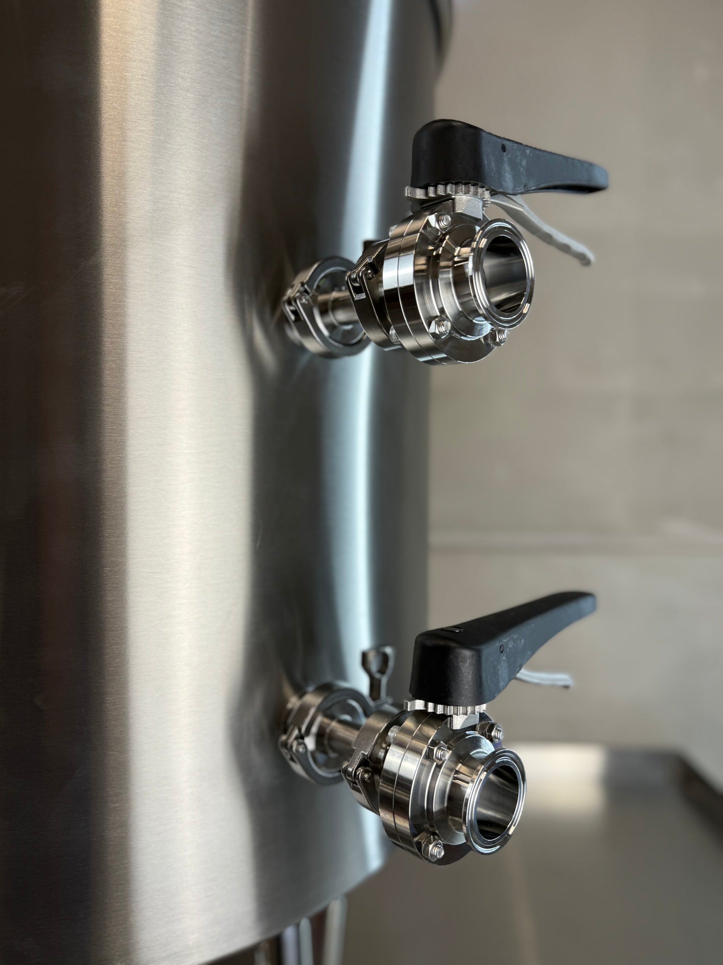K220 Hot Liquor Tank - Complete Set (incl. valves & clamps)