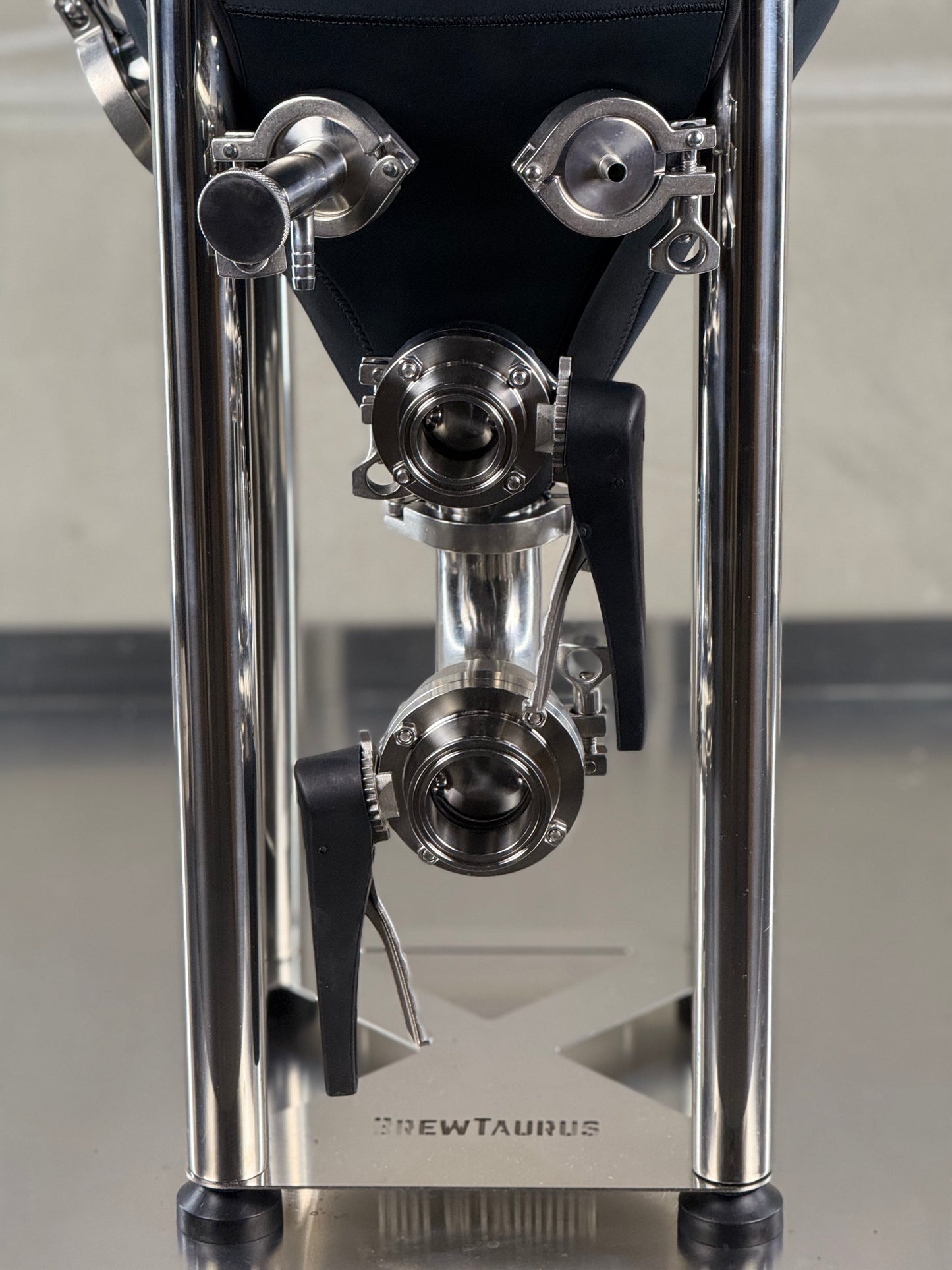 PF40 Fully Jacketed Unitank +[Extra accessories]