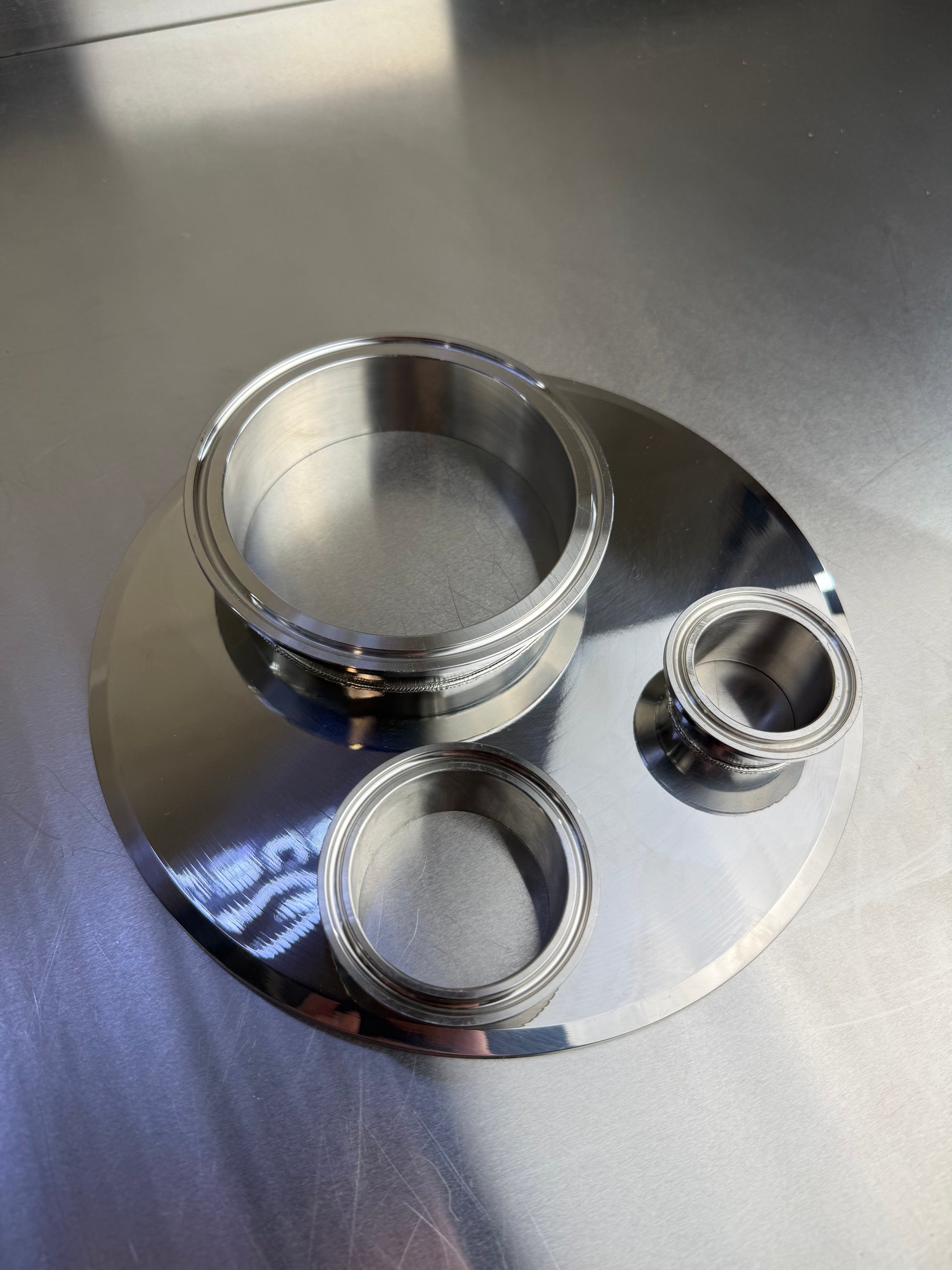 8 inch Tri-Clamp multi-port reducer cap with 4 inch 2 inch and 1.5 inch TC outlets